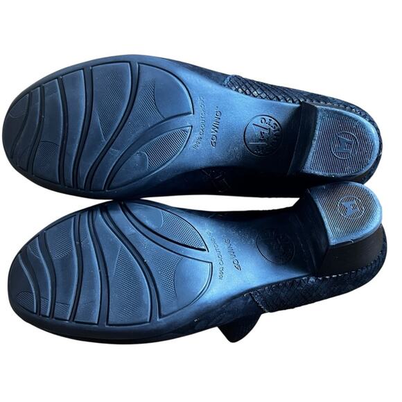 Mephisto Black Suede & Snake Embossed Leather Booties Comfort Soft-Air Size 8.5 - Picture 11 of 12